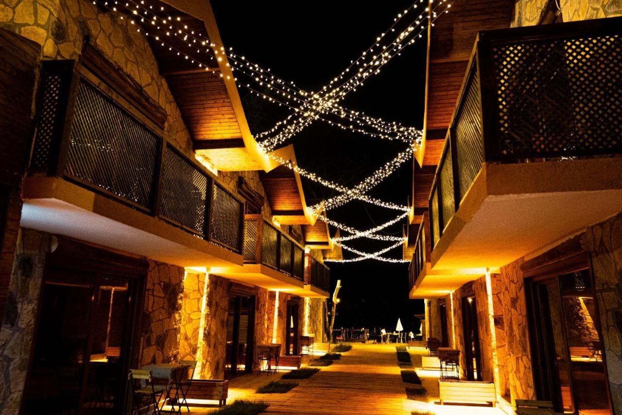 Tas Mahall Luxury Hotel Ağva Zewnętrze zdjęcie