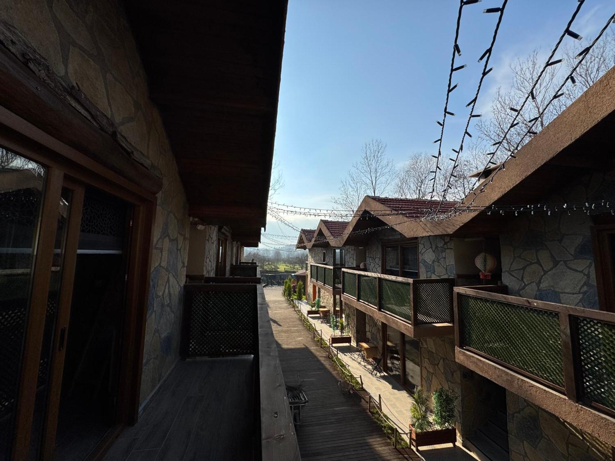 Tas Mahall Luxury Hotel Ağva Zewnętrze zdjęcie