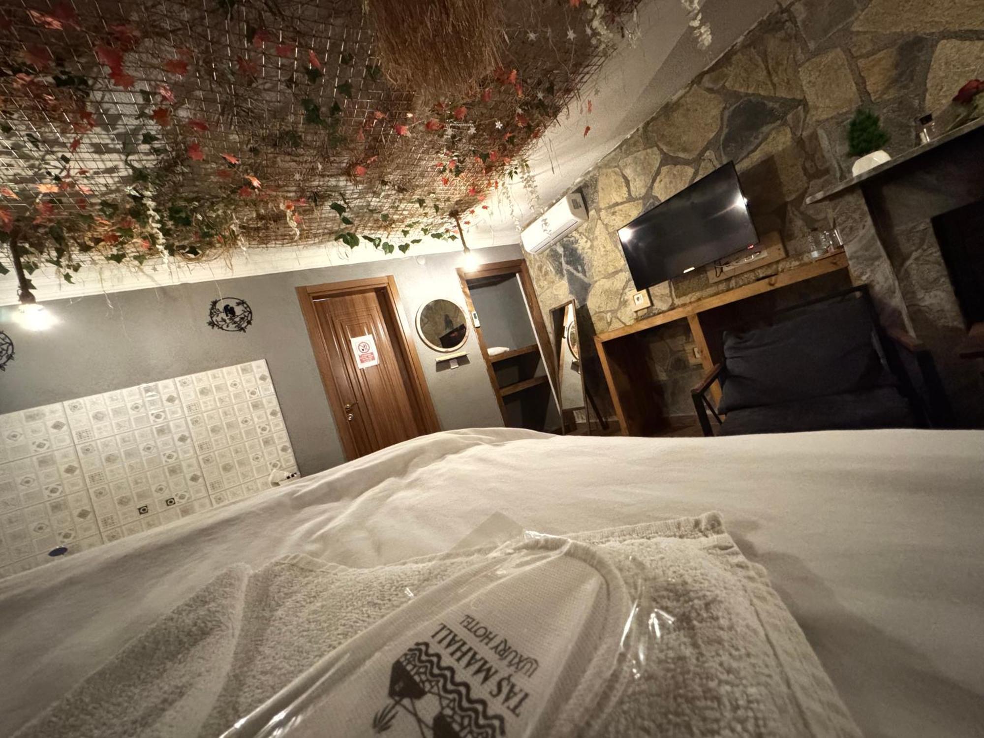 Tas Mahall Luxury Hotel Ağva Zewnętrze zdjęcie